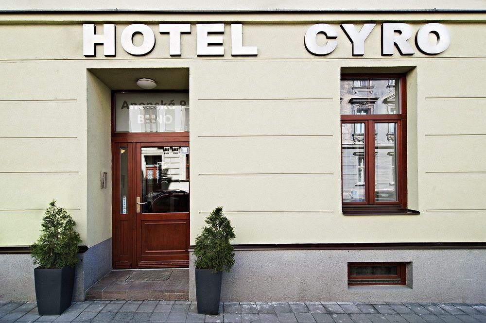 Hotel Cyro Brno Luaran gambar
